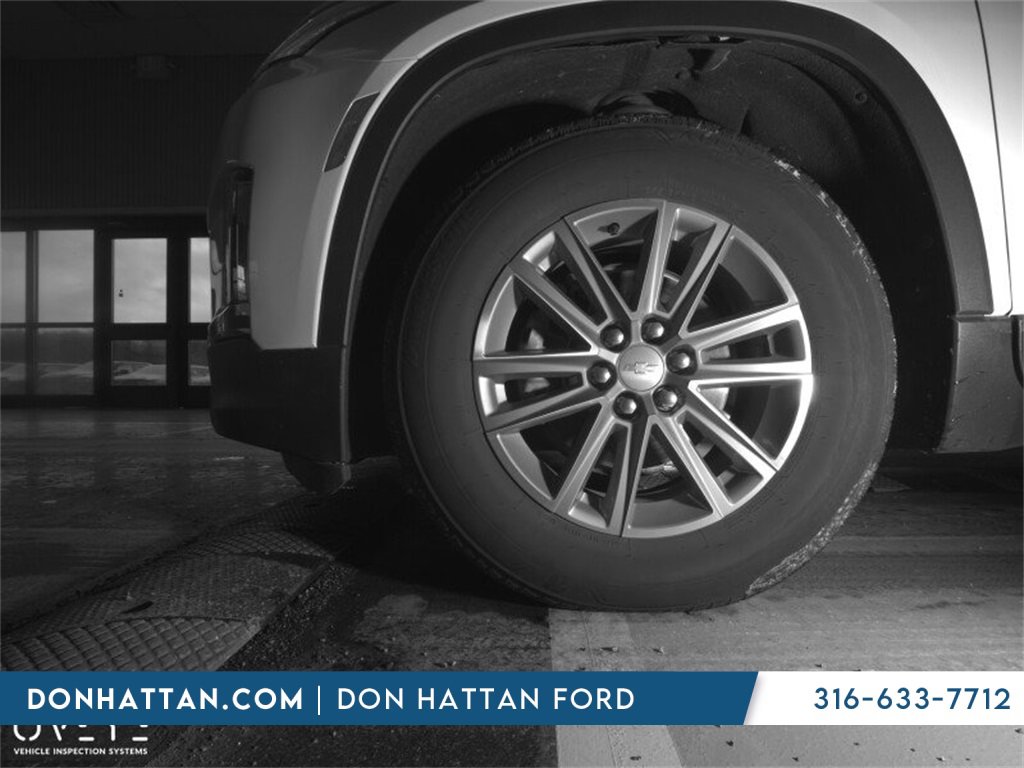 Used 2022 Chevrolet Traverse LT w/ LPO, Floor Liner Package image 8