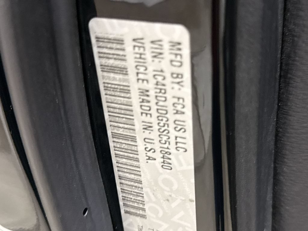 Used 2025 Dodge Durango GT AWD/4WD image 30