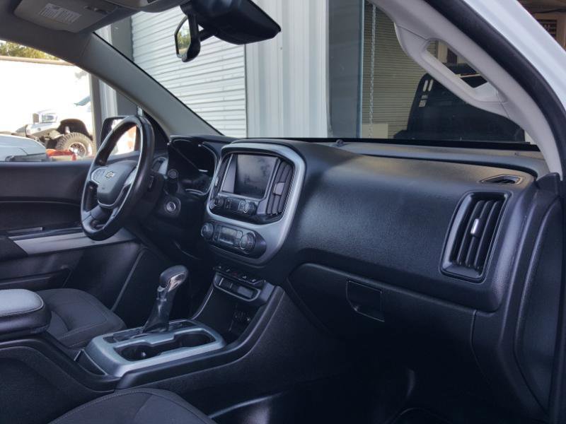 Used 2022 Chevrolet Colorado LT w/ Fleet Safety Package image 11