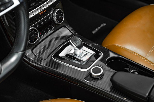 Used 2017 Mercedes-Benz SLC 43 AMG image 21