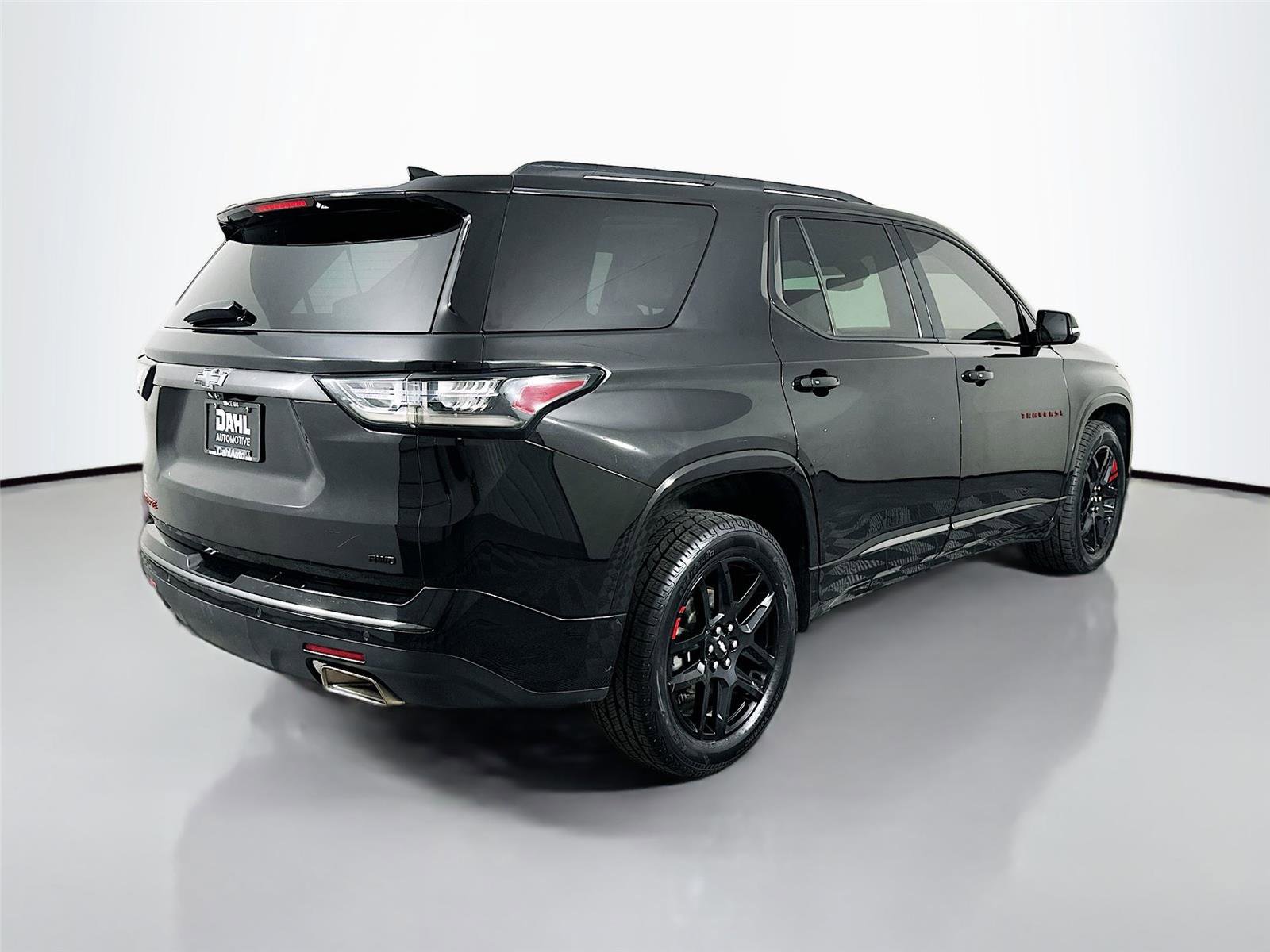 Used 2020 Chevrolet Traverse Premier w/ Redline Edition image 13