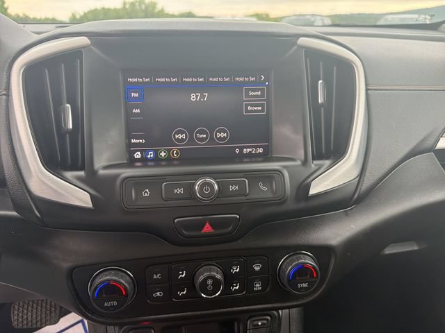 Used 2020 GMC Terrain SLE w/ Driver Convenience Package AWD/4WD image 13