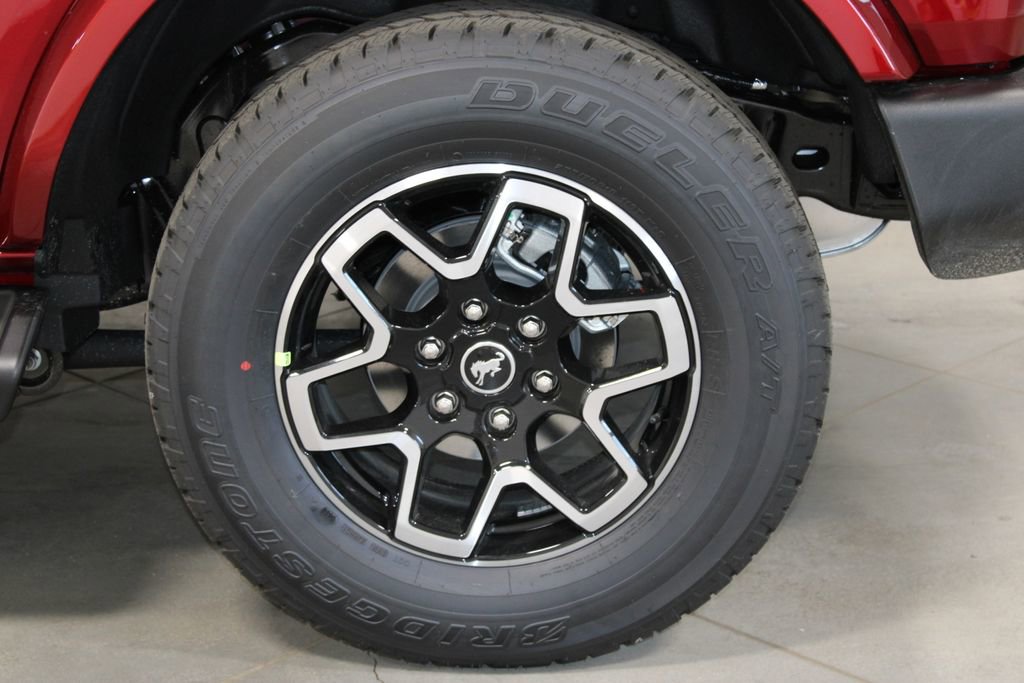 New 2026 Ford Bronco Outer Banks AWD/4WD image 18