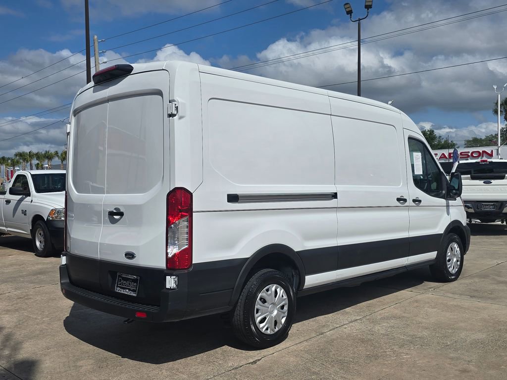 Used 2022 Ford E-Transit Medium Roof RWD image 29