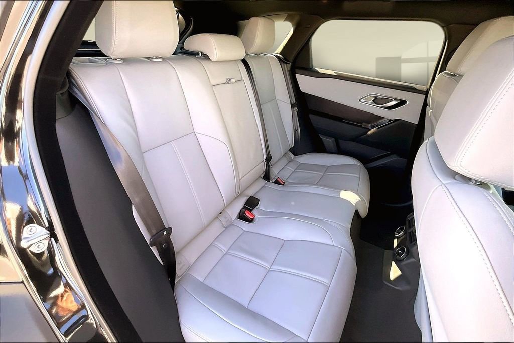 New 2026 Land Rover Range Rover Velar Dynamic SE image 10