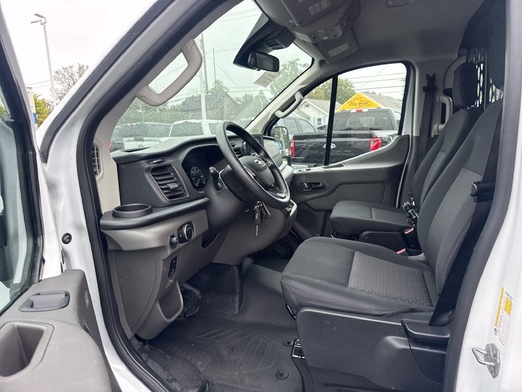Used 2025 Ford Transit 250 Low Roof w/ Exterior Upgrade Package RWD image 25