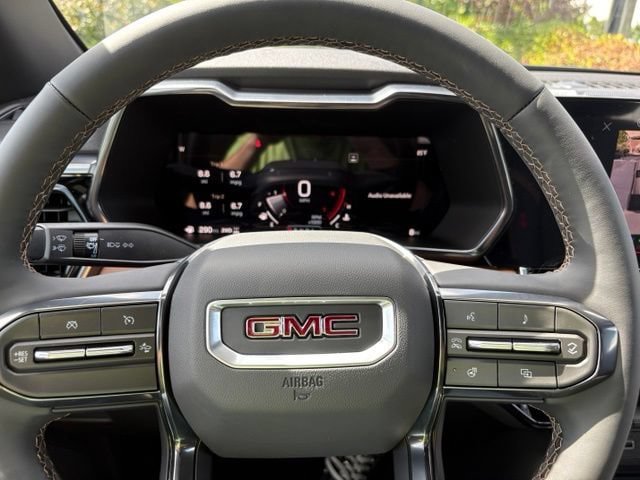 New 2026 GMC Canyon AT4 w/ Technology Plus Package AWD/4WD image 21