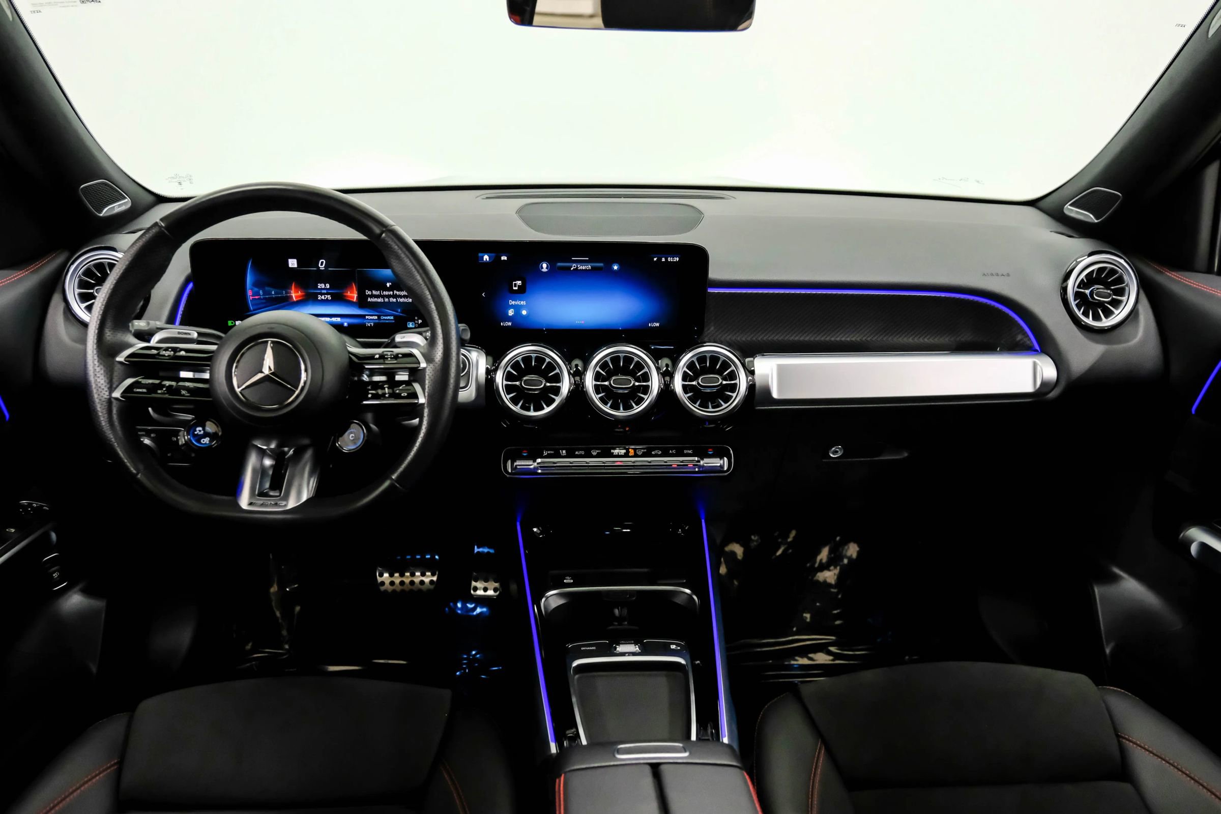 Used 2024 Mercedes-Benz GLB 35 AMG 4MATIC image 14