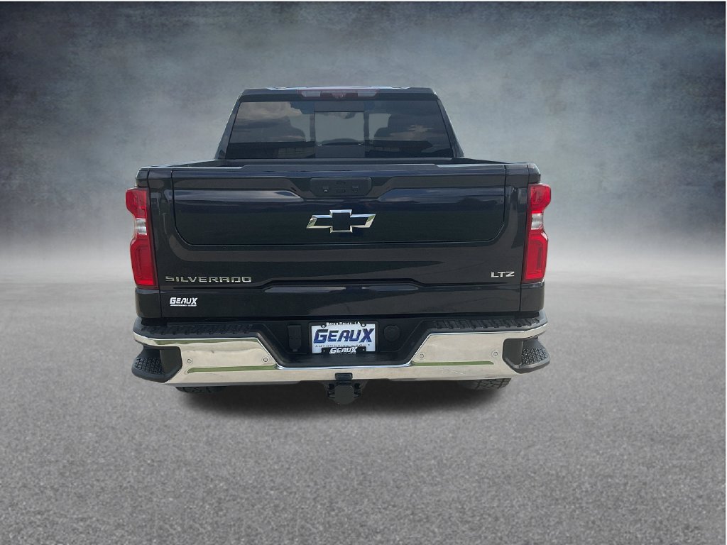 Used 2022 Chevrolet Silverado 1500 LTZ w/ Technology Package AWD/4WD image 6