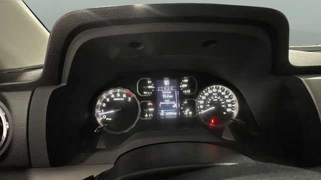Used 2018 Toyota Tundra SR5 AWD/4WD image 12