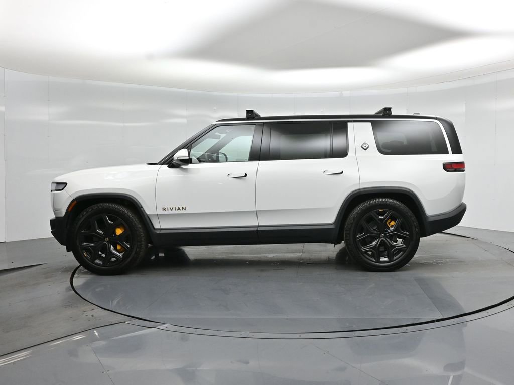 Used 2024 Rivian R1S Adventure AWD/4WD image 27
