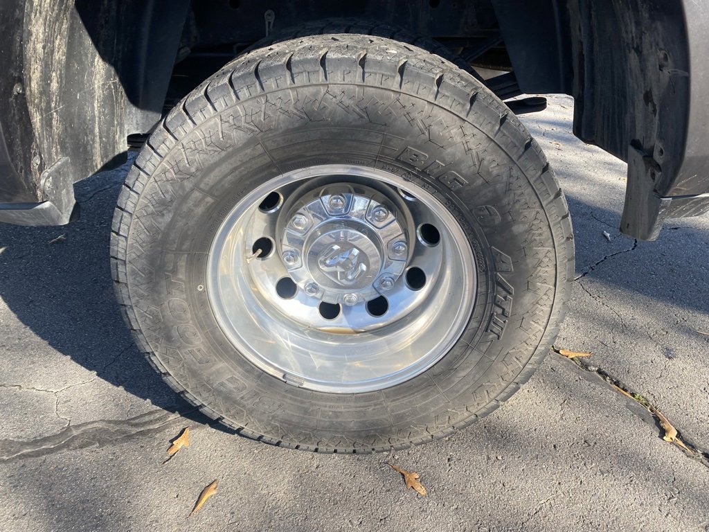 Used 2019 RAM 3500 Laramie image 33