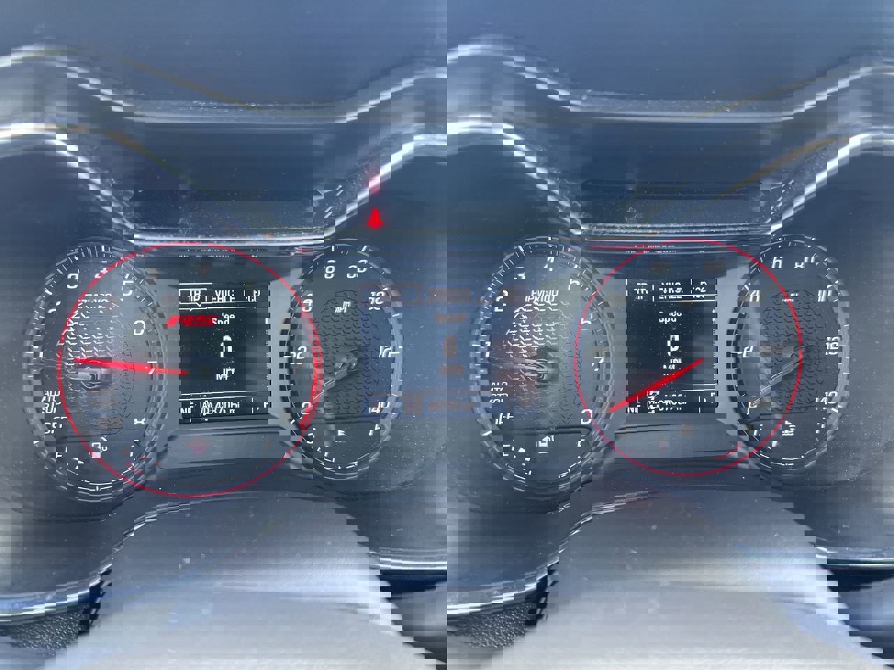 Used 2021 Chevrolet TrailBlazer RS w/ Sun and Liftgate Package image 21