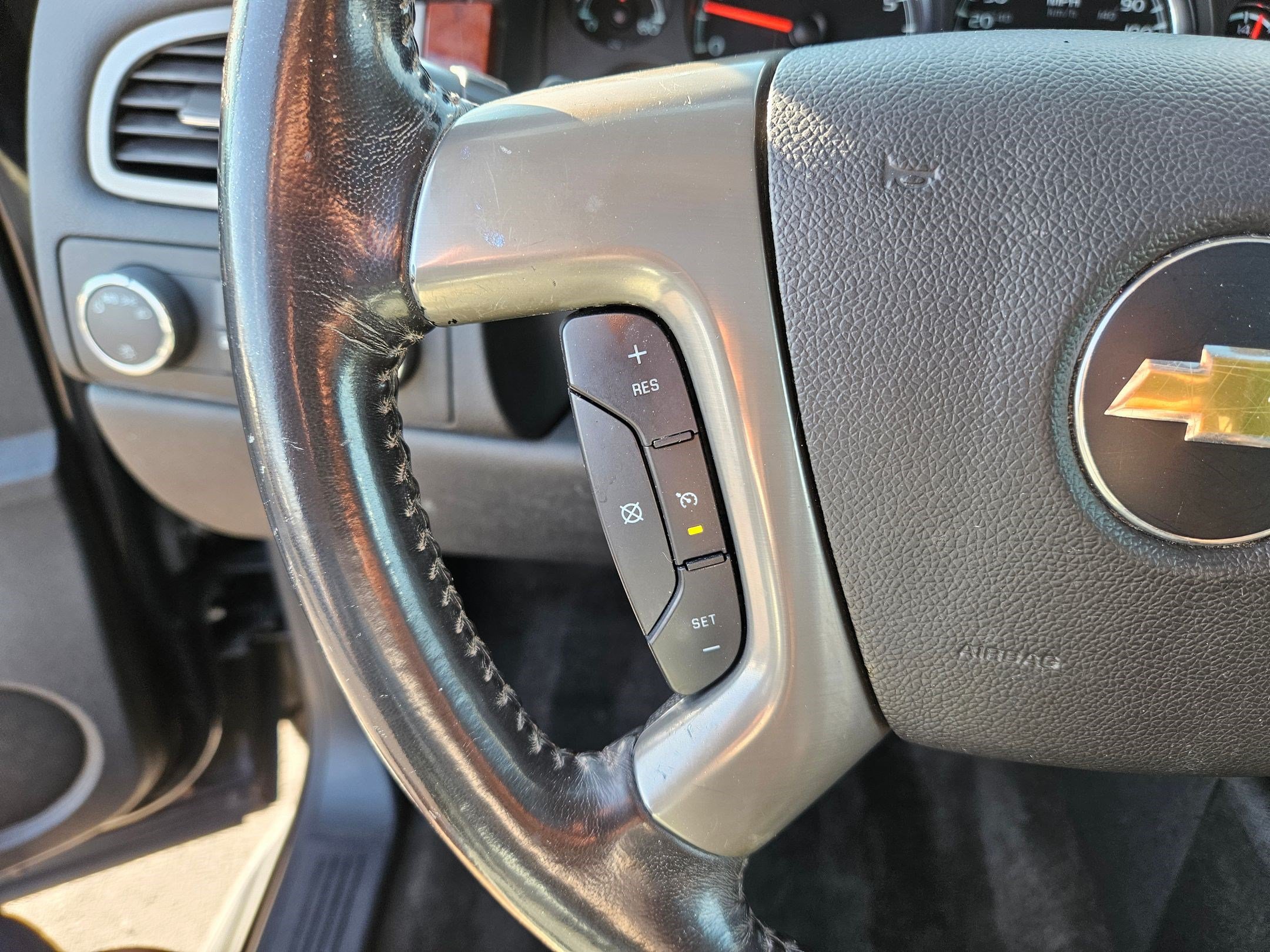 Used 2013 Chevrolet Tahoe LT AWD/4WD image 18