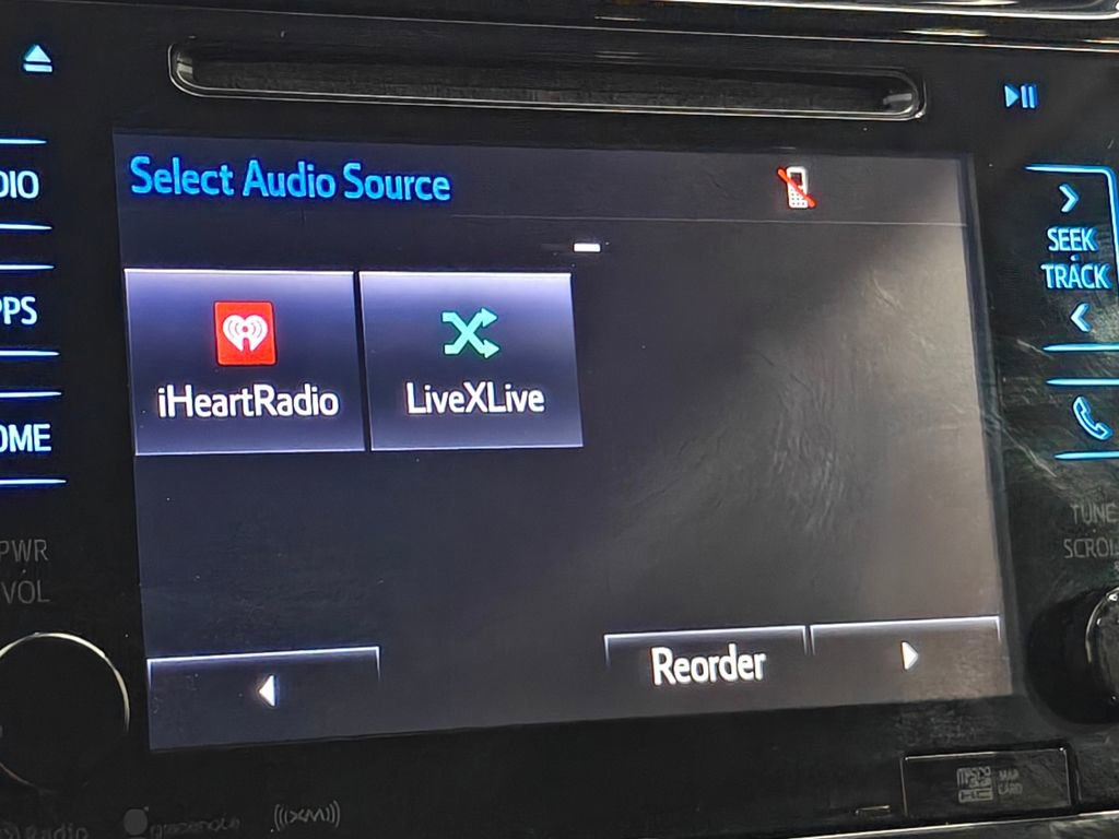 Used 2016 Toyota Prius Three image 35