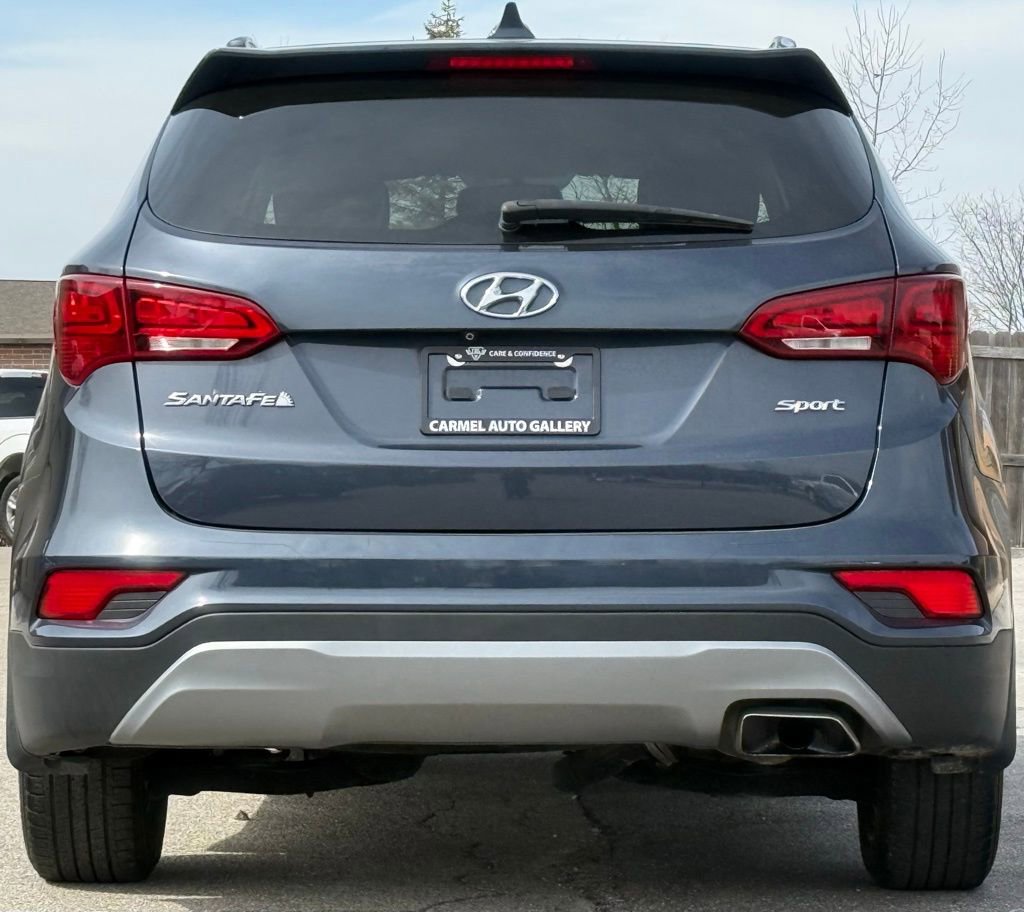 Used 2017 Hyundai Santa Fe Sport FWD image 4