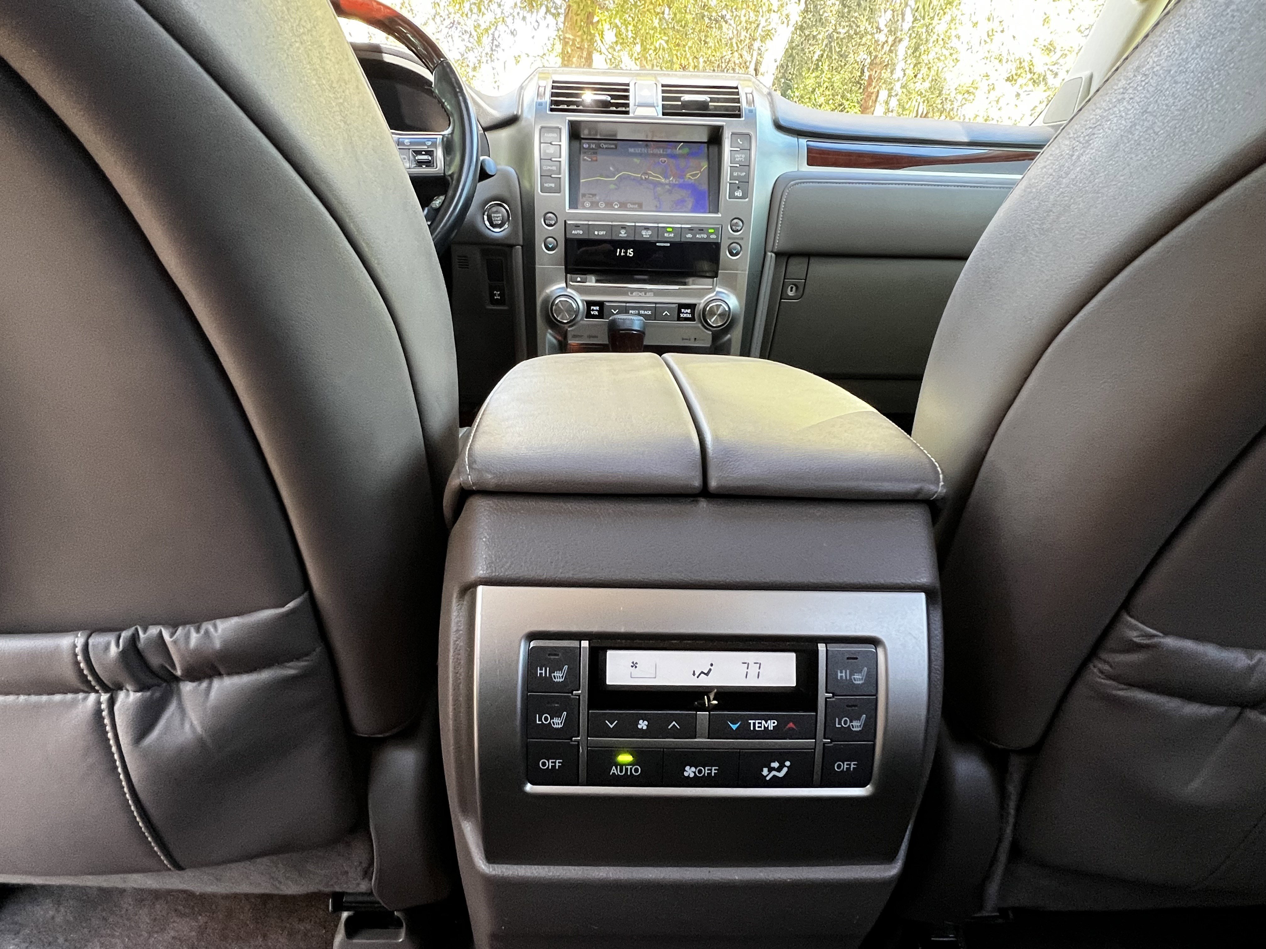 Used 2016 Lexus GX 460 image 39