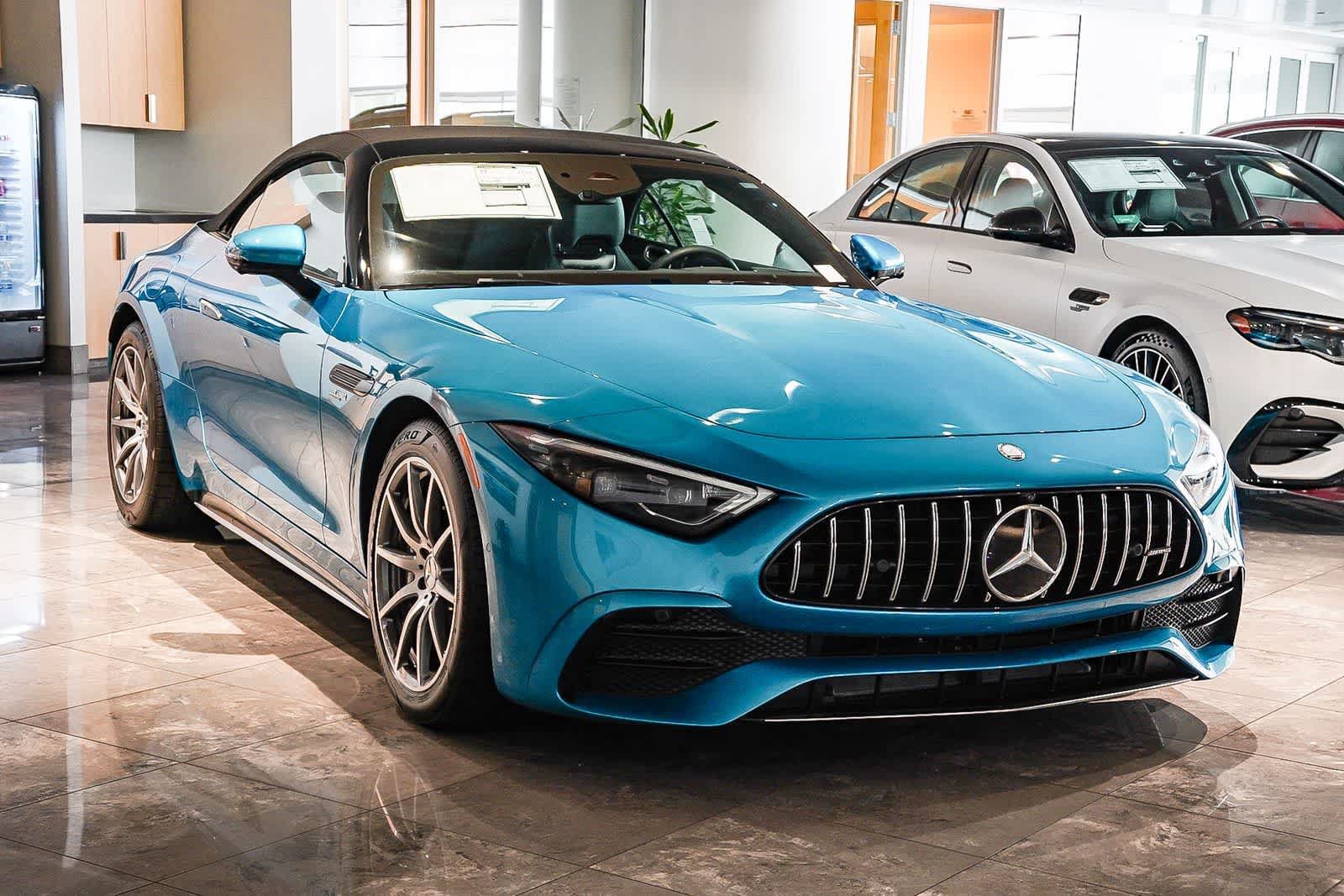New 2025 Mercedes-Benz SL 43 AMG image 3