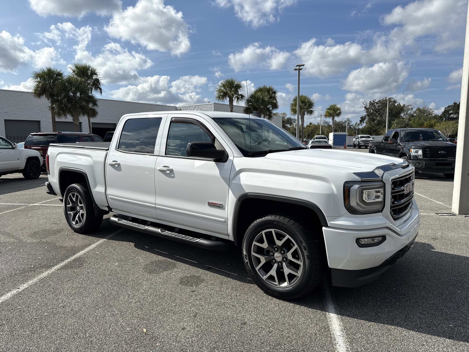 Used 2017 GMC Sierra 1500 SLT