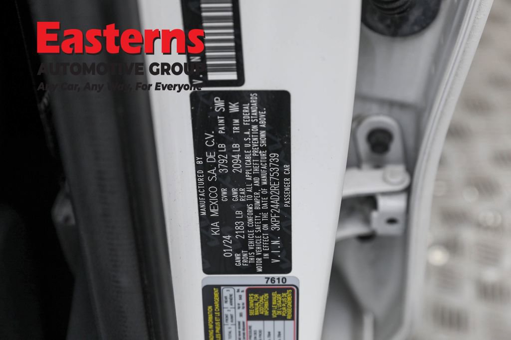 Used 2024 Kia Forte LXS image 33