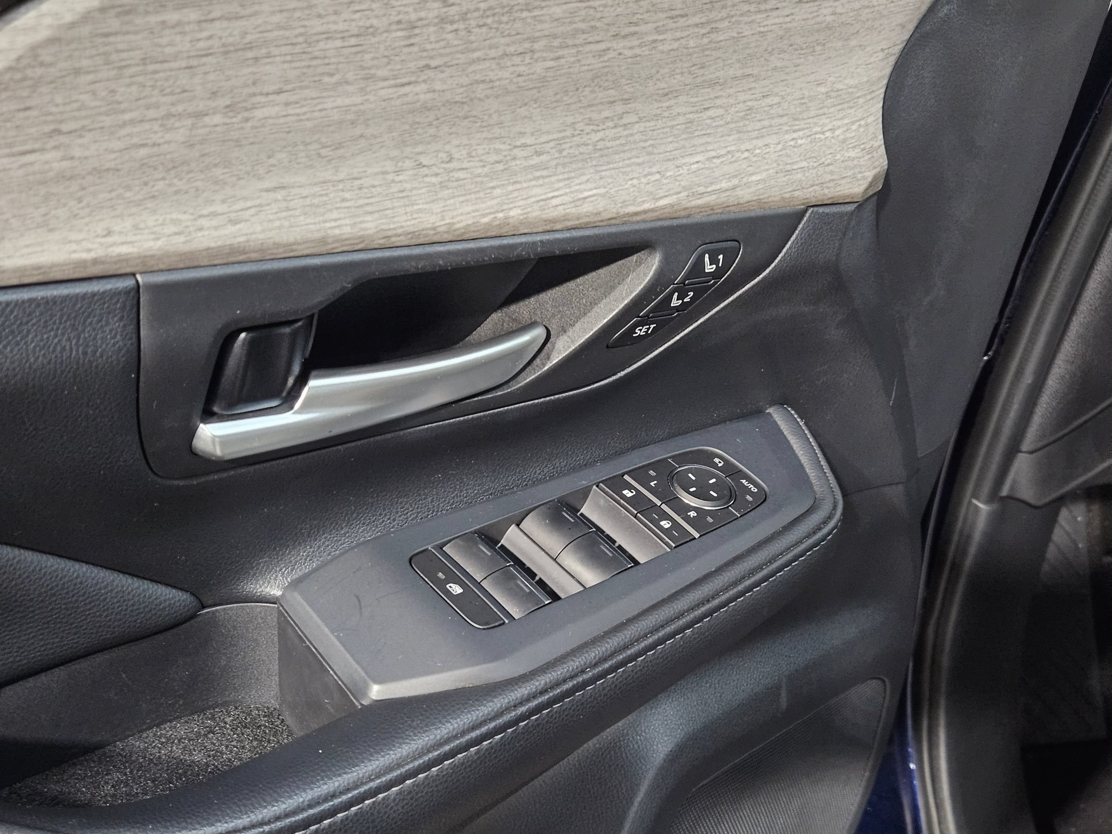 Certified 2025 Toyota Grand Highlander FWD image 21