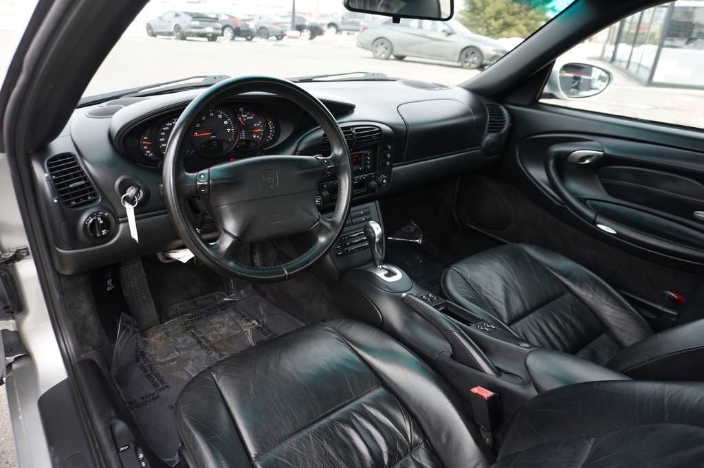 Used 2001 Porsche 911 Carrera image 26