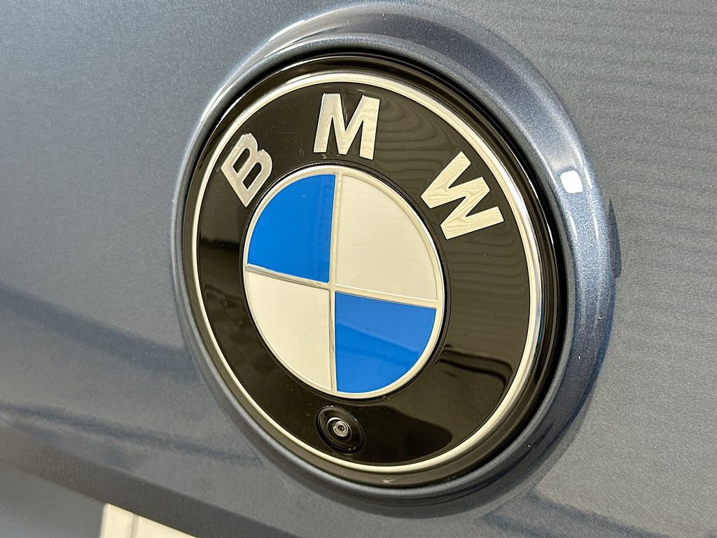 Used 2026 BMW iX xDrive45 image 21