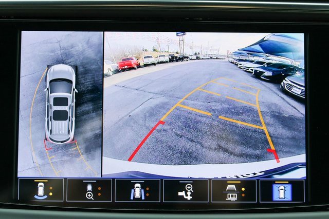 Used 2022 Buick Enclave Avenir w/ Avenir Technology Package image 36