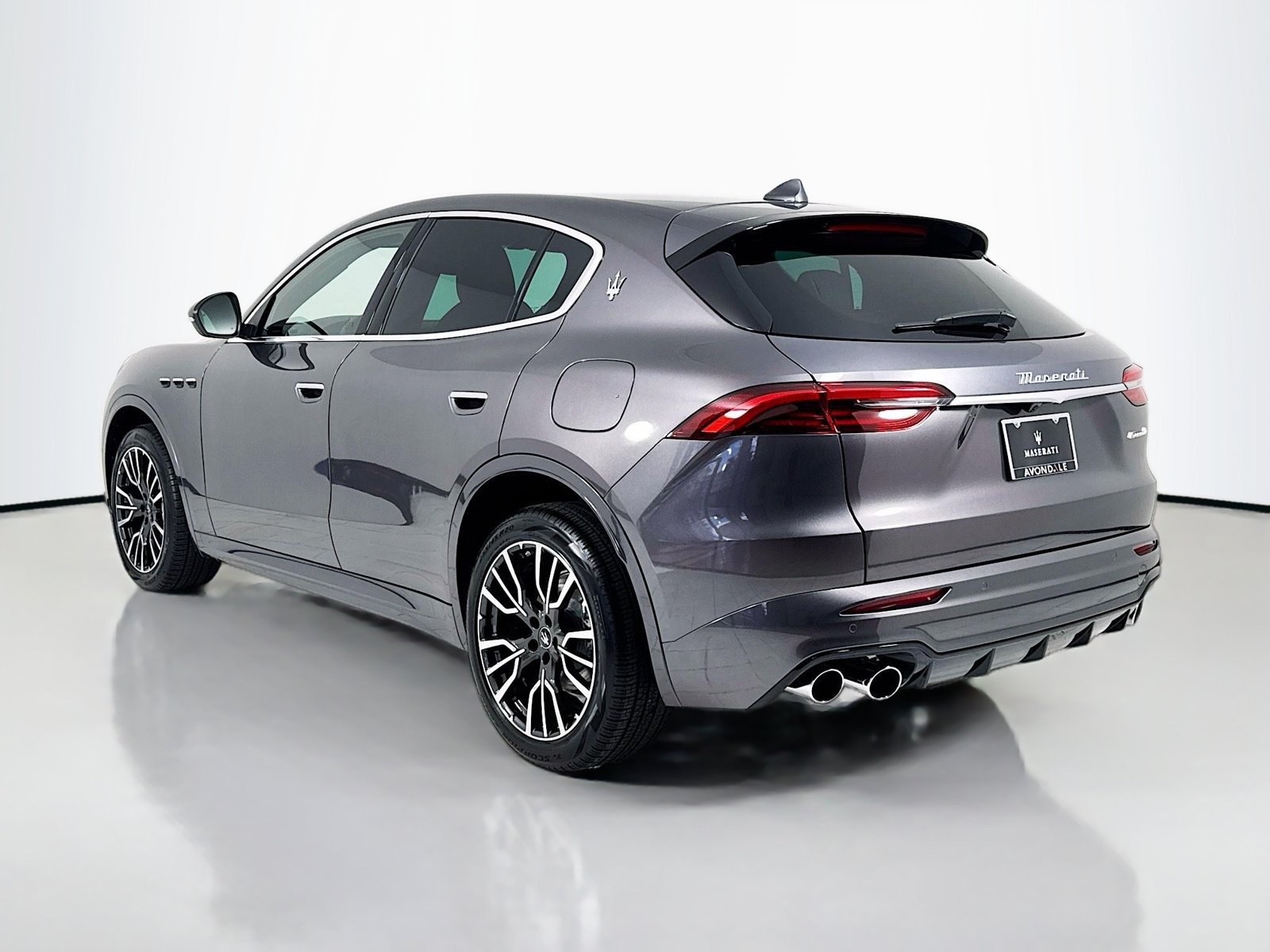 Used 2025 Maserati Grecale GT AWD/4WD image 6