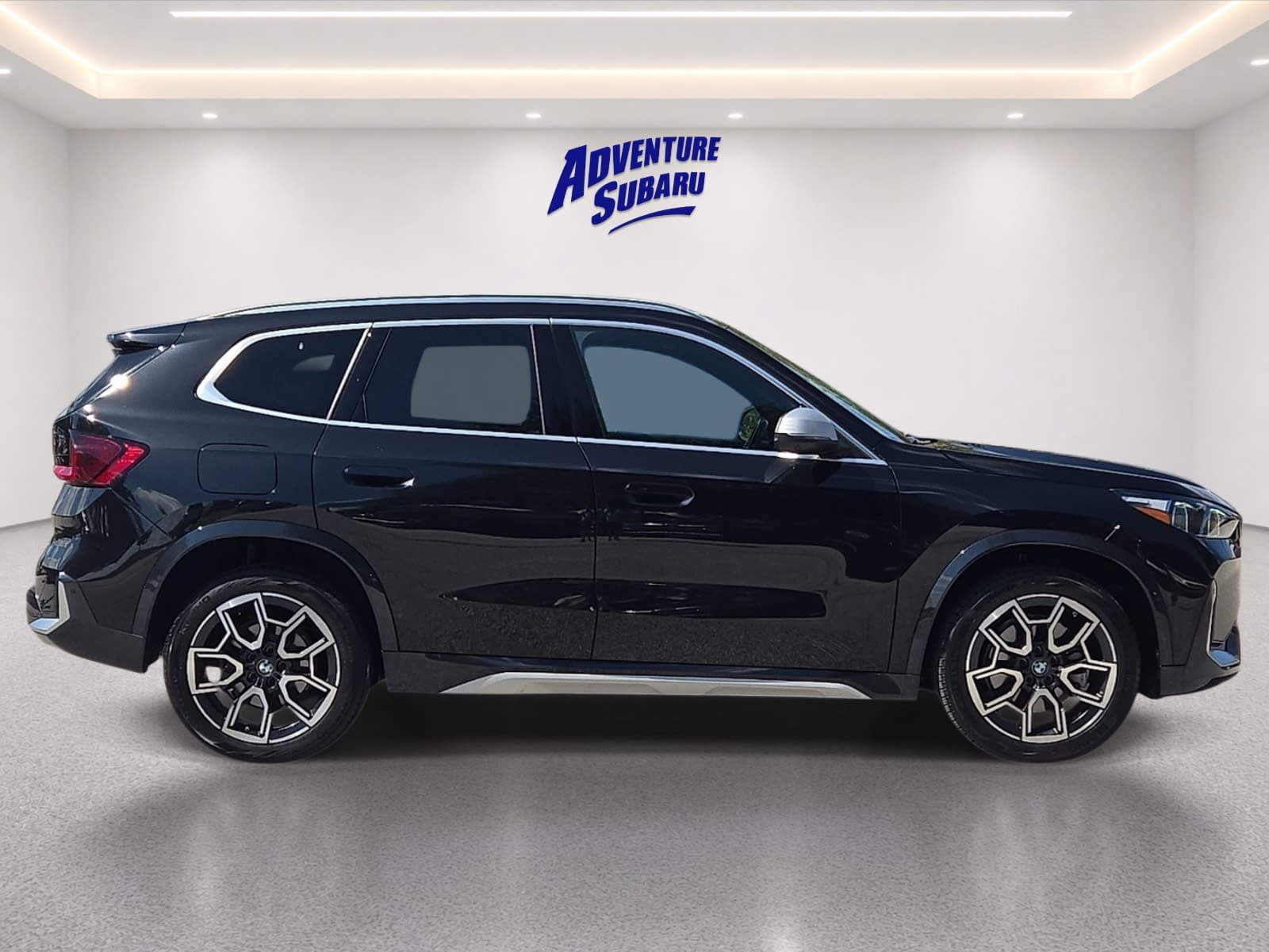 Used 2023 BMW X1 xDrive28i w/ Premium Package AWD/4WD image 7