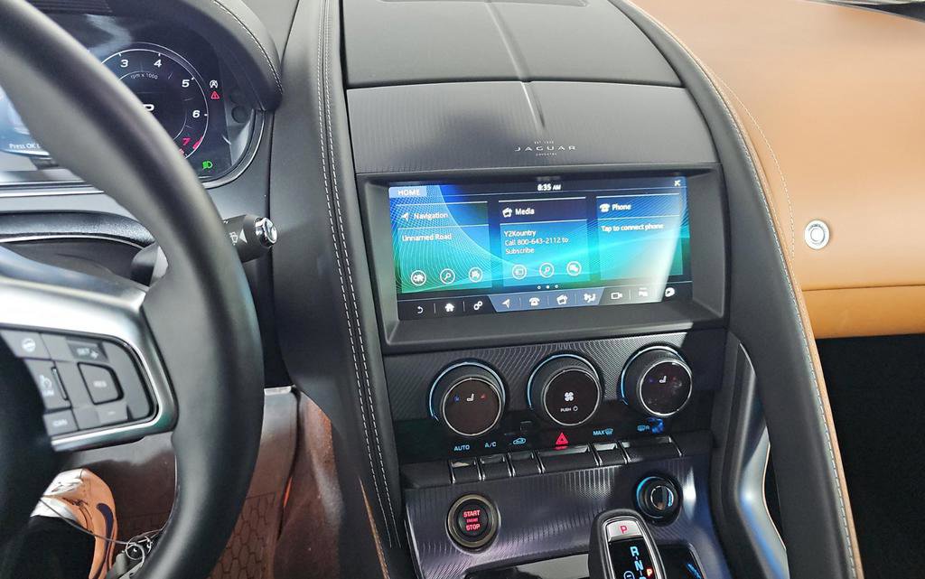 Used 2024 Jaguar F-TYPE R-Dynamic image 10