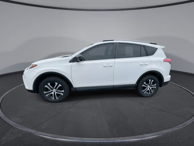 Used 2018 Toyota RAV4 LE image 8