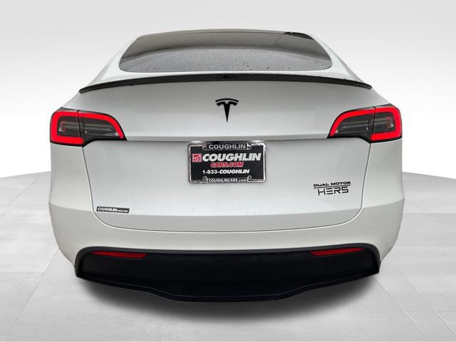 Used 2023 Tesla Model Y Performance AWD/4WD image 4