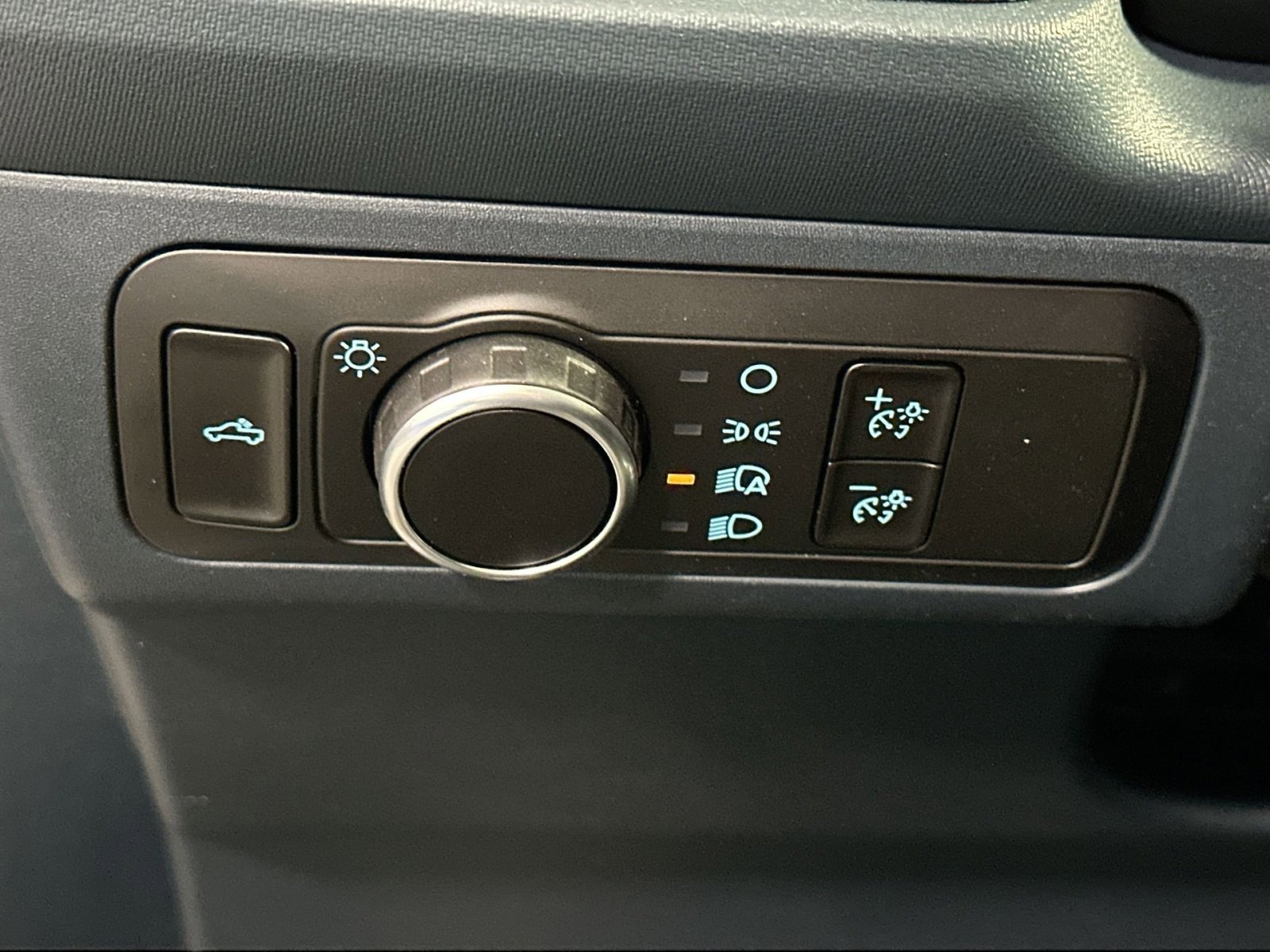 New 2026 Ford Maverick XL image 20