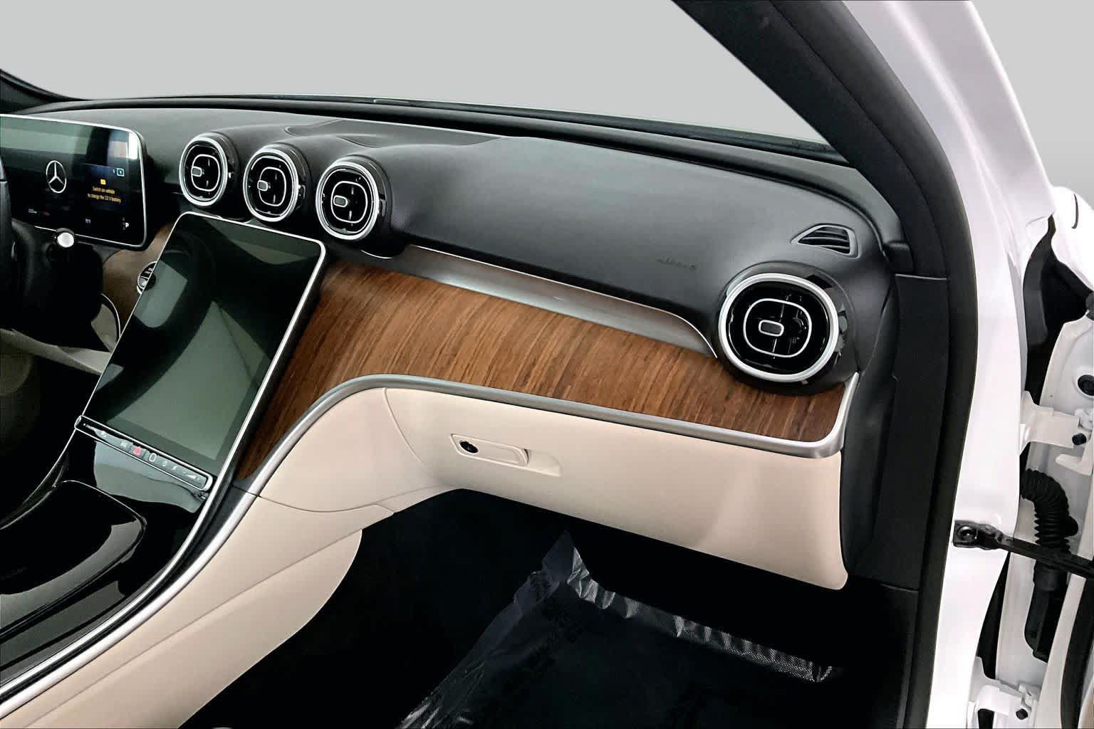 Certified 2024 Mercedes-Benz C 300 4MATIC Sedan image 19