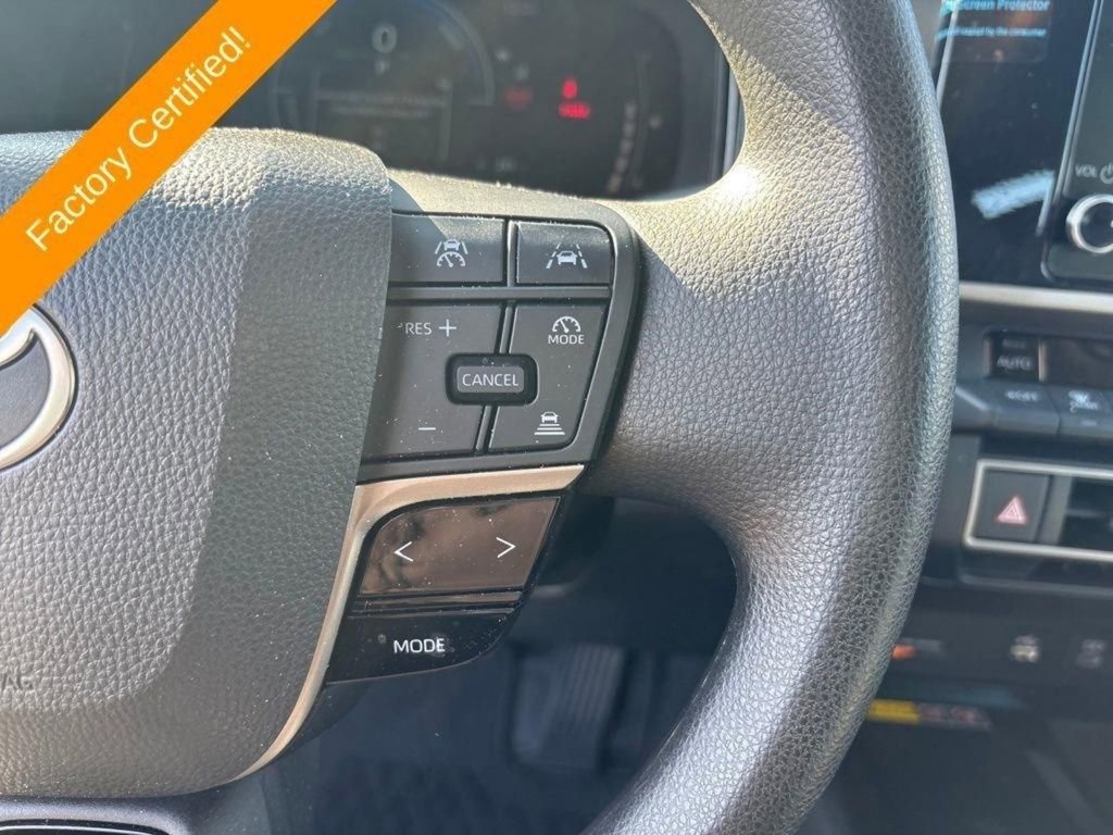 Used 2025 Toyota Camry LE image 16