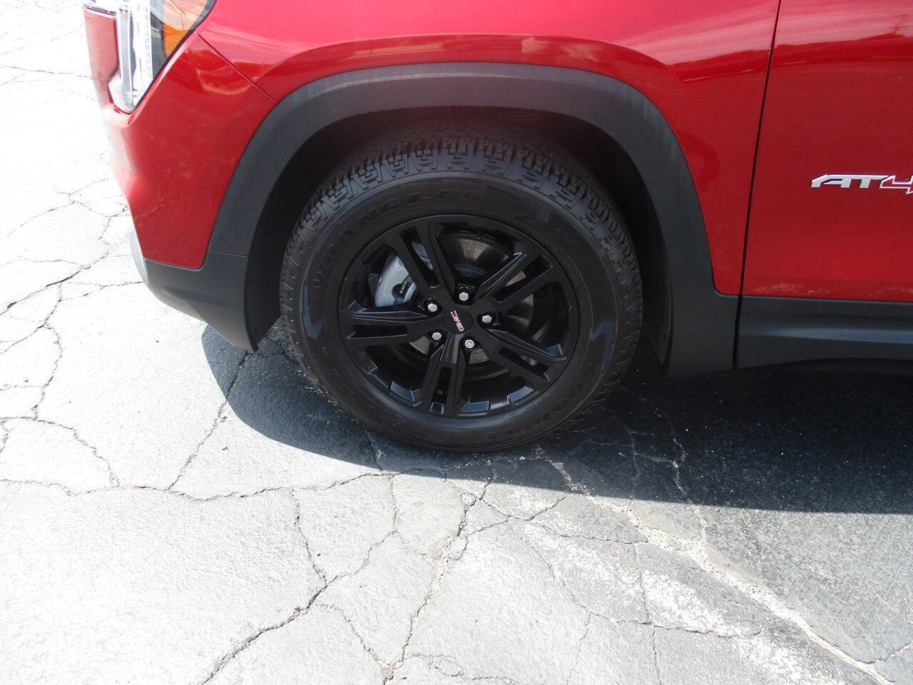 Used 2023 GMC Terrain AT4 w/ Infotainment Package II AWD/4WD image 16