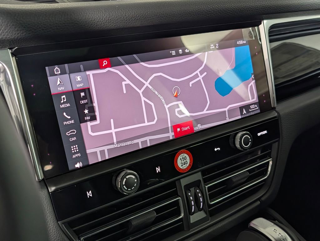 New 2026 Porsche Macan image 33