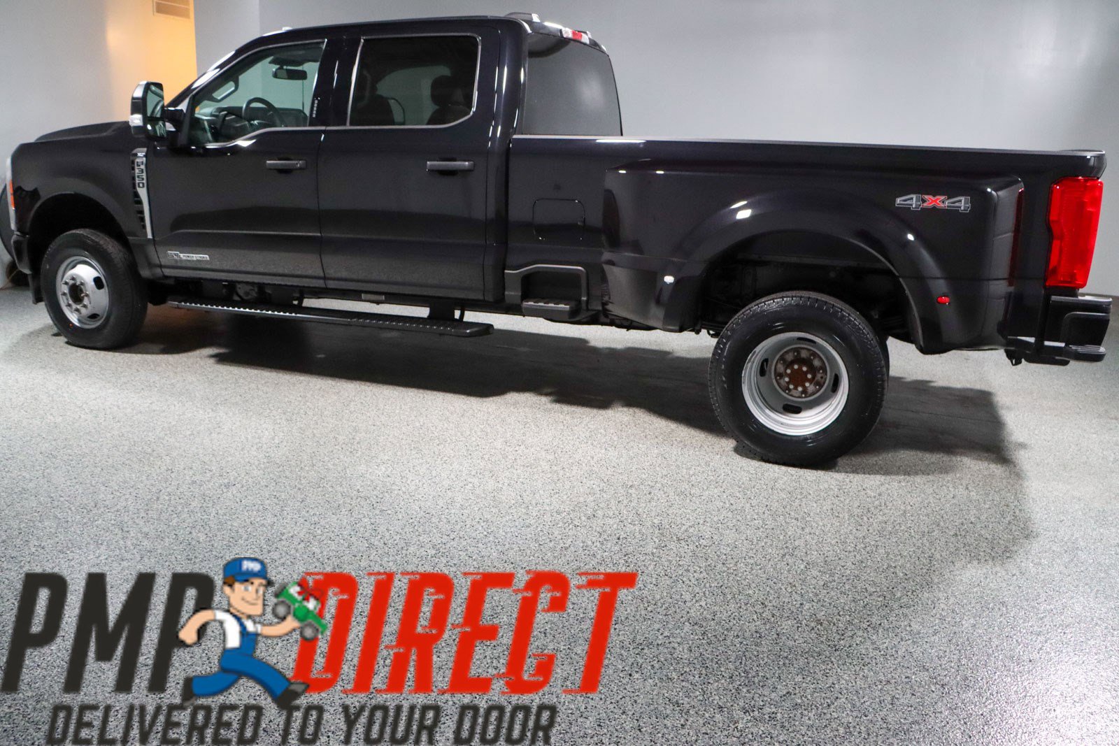 Used 2023 Ford F350 XLT AWD/4WD image 10