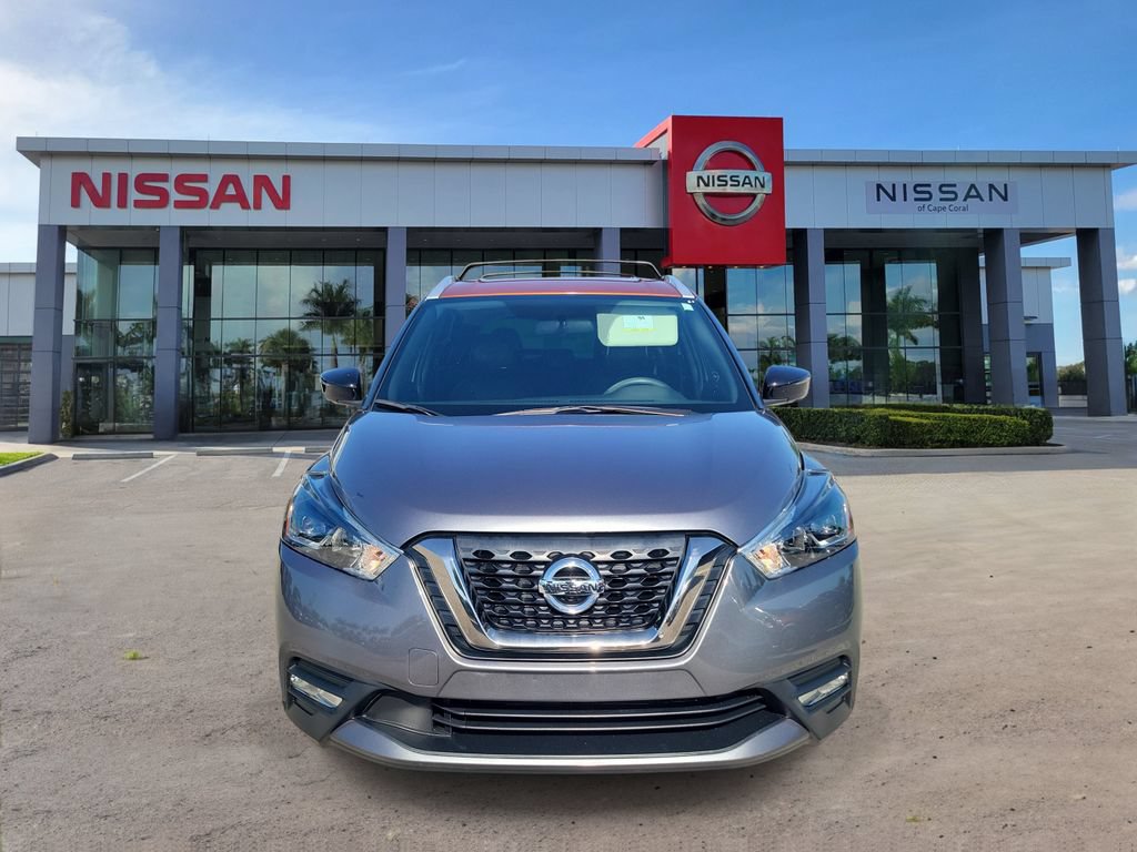 Used 2019 Nissan Kicks SR w/ SR Premium Package FWD image 6