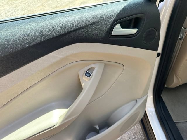 Used 2013 Ford C-MAX SEL FWD image 14