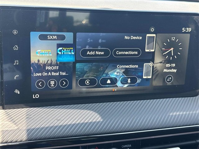 New 2025 Nissan Kicks SR image 25