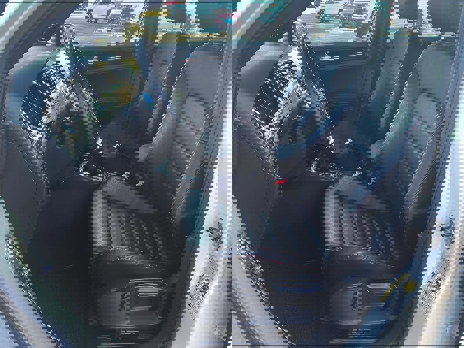 Used 2017 Volkswagen GTI SE image 9