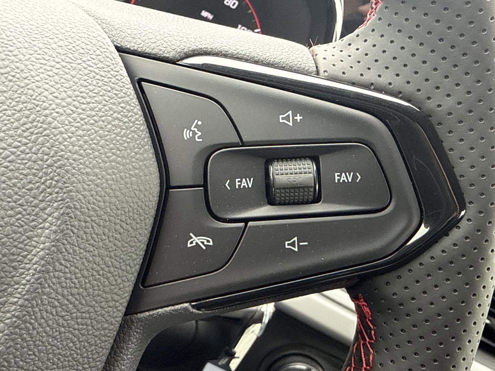 New 2026 Chevrolet Trax RS image 17