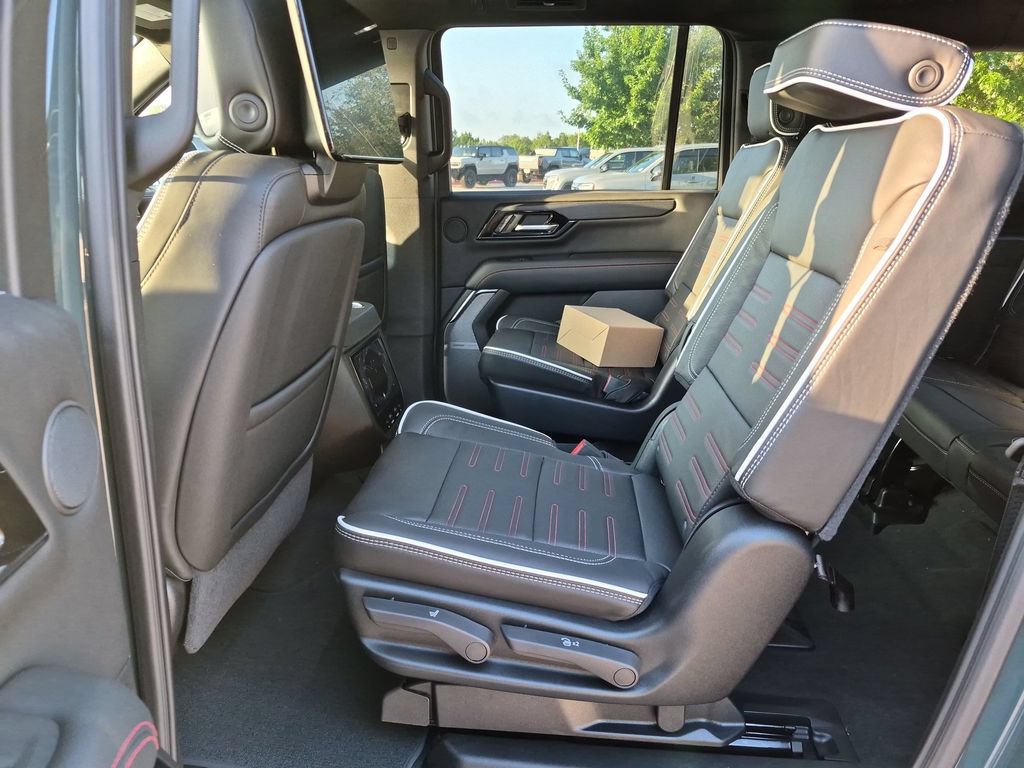 New 2026 GMC Yukon XL AT4 Ultimate AWD/4WD image 40