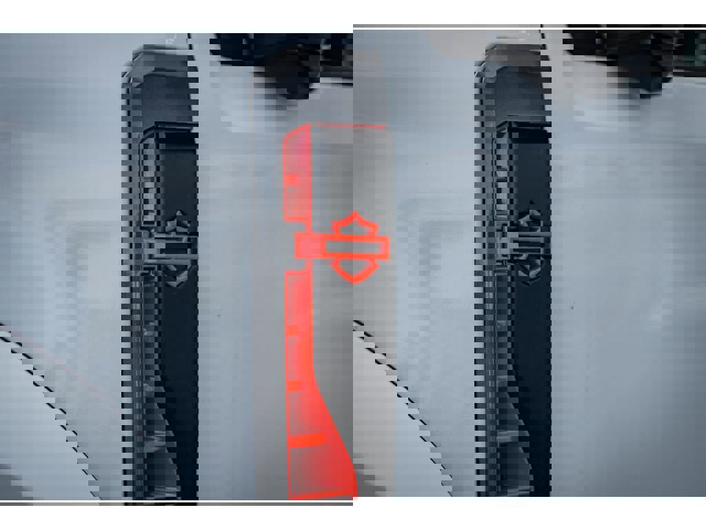 New 2026 Ford F250 Lariat w/ Black Appearance Package image 6