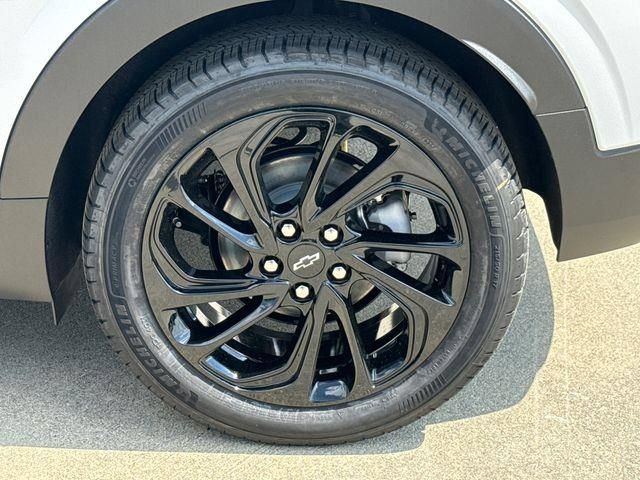 New 2027 Chevrolet Bolt RS FWD image 19