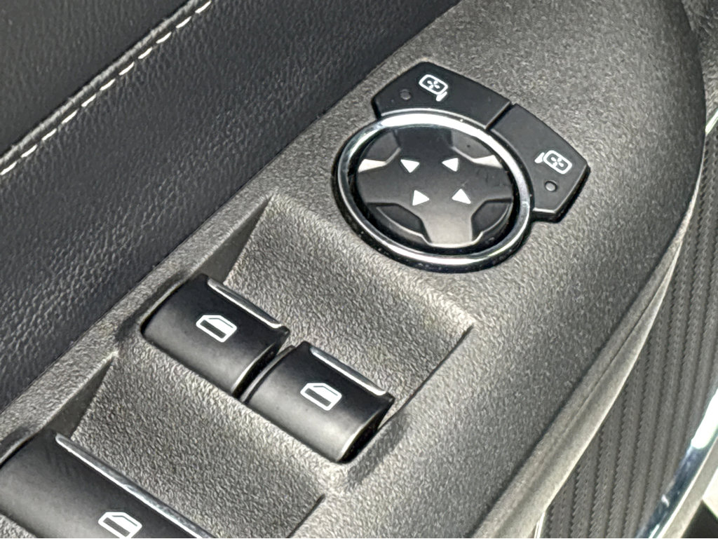 Used 2023 Ford Mustang Premium image 17