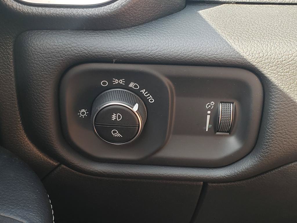 New 2026 RAM 2500 Big Horn AWD/4WD image 23