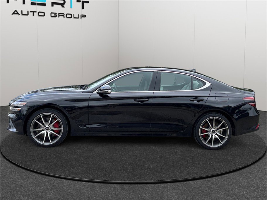 Used 2025 Genesis G70 2.5T AWD/4WD image 5